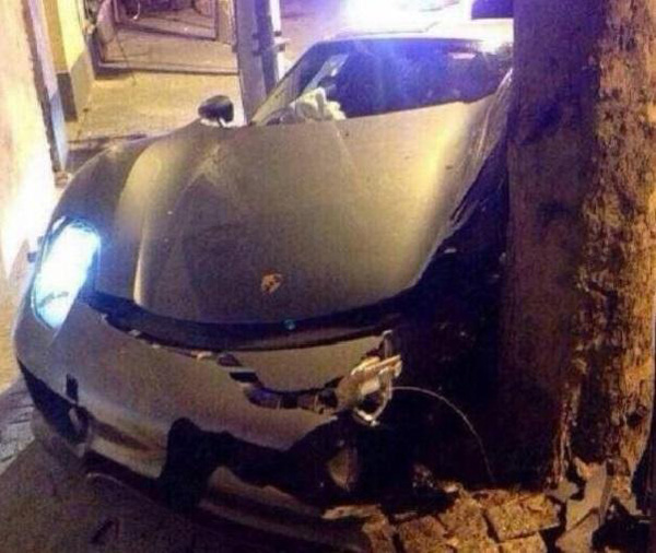 Porsche 918 Spyder uništen u Kini, popravka nemoguća (foto)