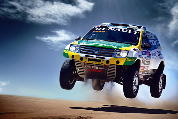 Dacia Duster spreman za Dakar 2015 - cilj je plasman u TOP 10