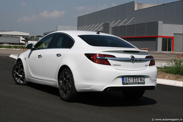 Test: Opel Insignia 2.0 CDTi (163 KS) Cosmo OPC Line