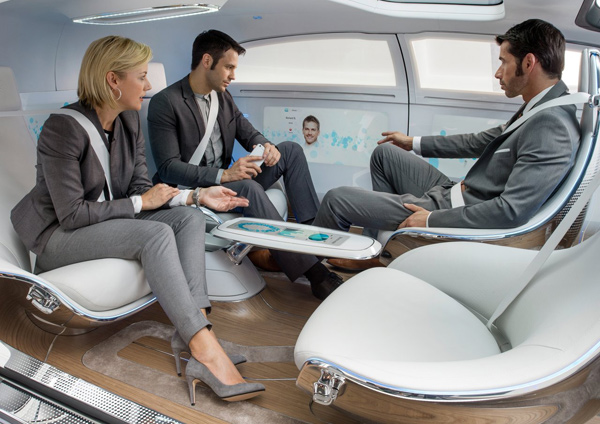 CES 2015: Mercedes-Benz predstavio F 015