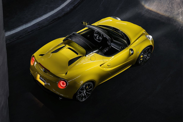 Svetska premijera: Novi 2015 Alfa Romeo 4C Spider