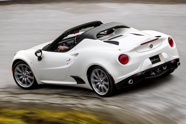 Svetska premijera: Novi 2015 Alfa Romeo 4C Spider