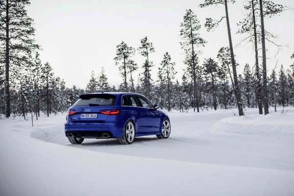 Audi RS3 Sportback (2016) na novim fotografijama + video