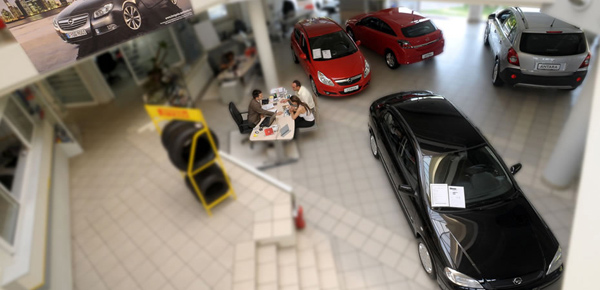Akcija Komnenović auta – servis sa zamenom ulja za samo 3.999 dinara