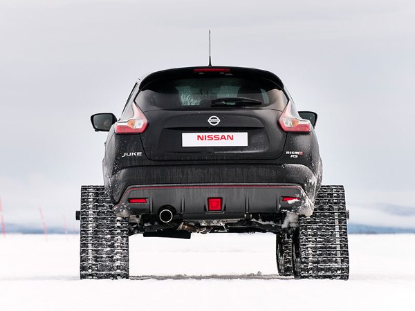 Nissan Juke Nismo RS opremljen gusenicama za sneg (FOTO)