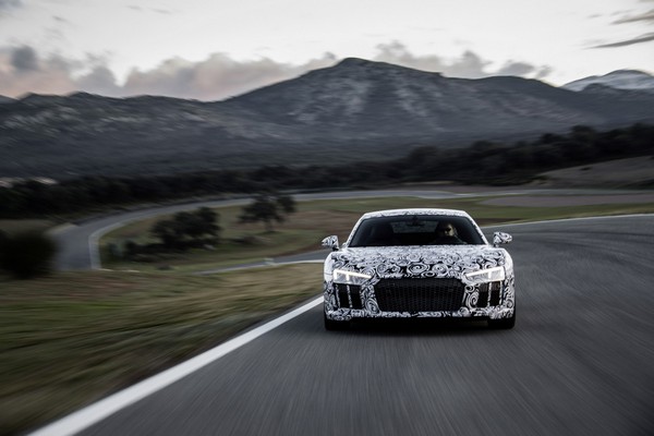 Novi Audi R8 se bliži - nove fotografije i video