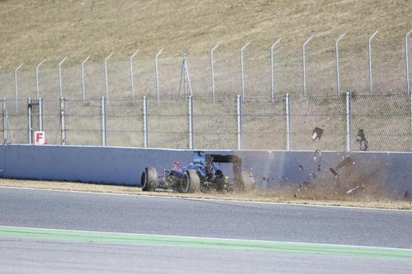 F1 - Alonso imao udes tokom testiranja, helikopterom prevezen u bolnicu