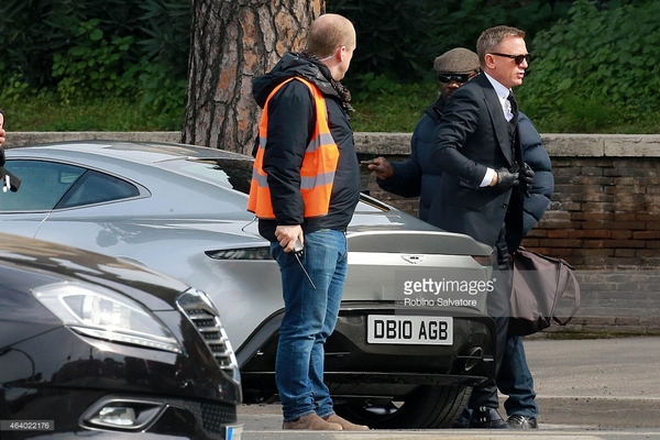James Bond konačno u Rimu - pogledajte šta vozi (FOTO)