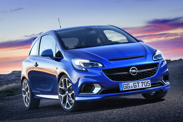 Opel OnStar, KARL, Corsa OPC: Proizvodna ofanziva „Nove dimenzije“