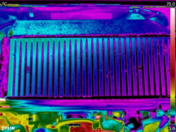 Kako izgleda automobil kroz termovizijsku kameru (FOTO)