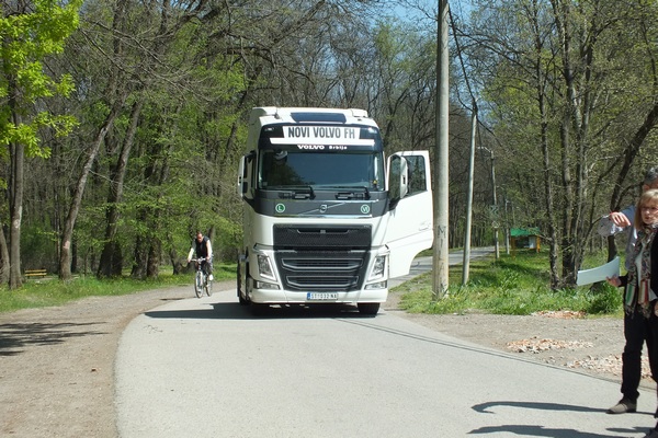 Krenuo Volvo karavan kroz Srbiju