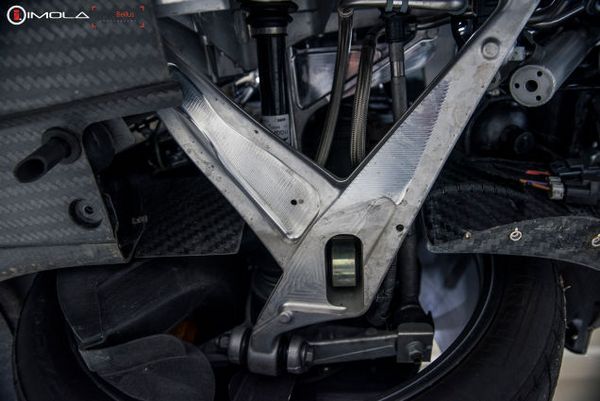 McLaren P1 u servisu - ovo još niste videli (foto)