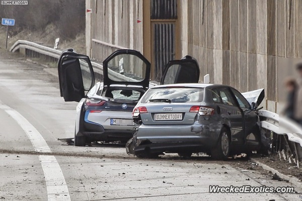 Udahnite duboko - ovo su udesi super-automobila (FOTO)
