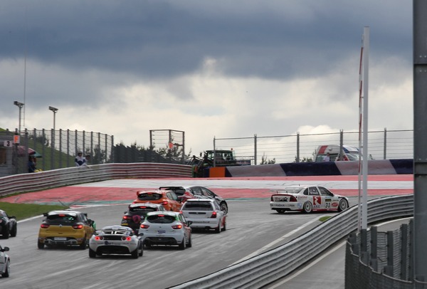 Dupla pobeda za Vesnića na RedBull ring-u