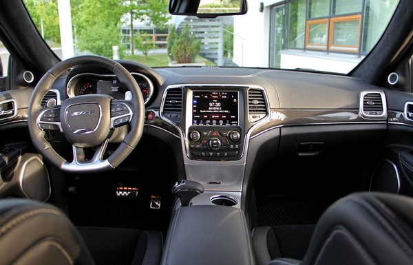 Jeep Grand Cherokee: više od 700 KS možete imati već sada (foto)