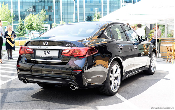 Infiniti Q70 zablistao u Srbiji