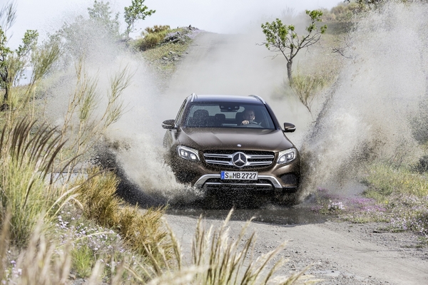 Mercedes-Benz GLC - predstavljen naslednik modela GLK