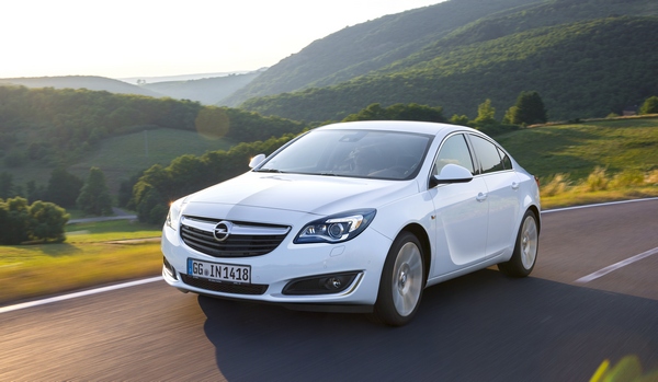 U vrhunskoj formi: Opel Insignia sa novim dizelima, IntelliLinkom...