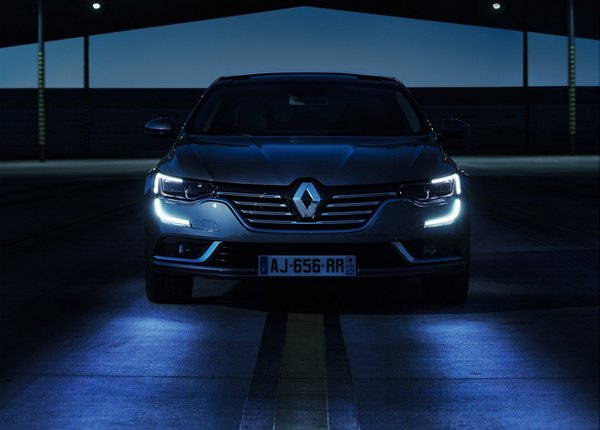 Renault Talisman - naslednik Lagune otkriven (foto+video)