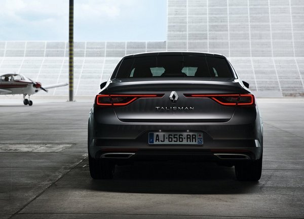 Renault Talisman - naslednik Lagune otkriven (foto+video)