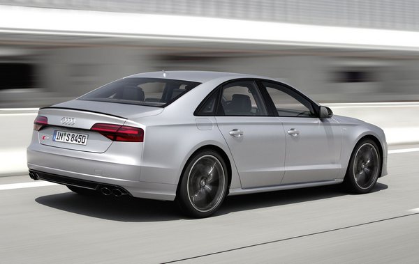 Audi S8 plus - luksuzni sedan kojeg pokreće 605 KS