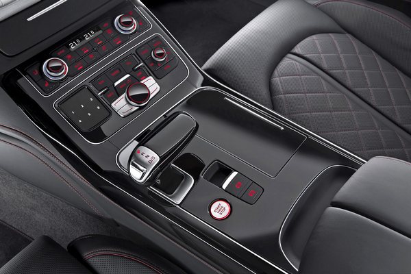 Audi S8 plus - luksuzni sedan kojeg pokreće 605 KS