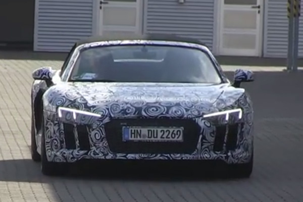 Audi R8 Spyder snimljen na testiranju (video)