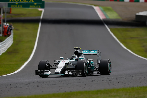 F1 VN Japana - Rosbergu pole, Kvjat imao težak udes