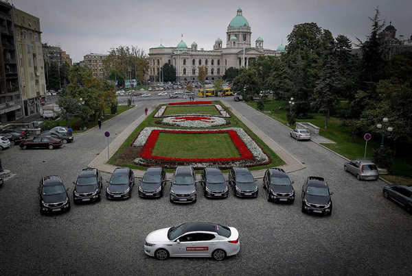 Kia Auto - Uručeni ključevi vozila za Futsal2016 u Beogradu 