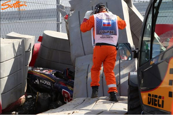 F1 - Težak udes Carlosa Sainza u Sočiju (foto)