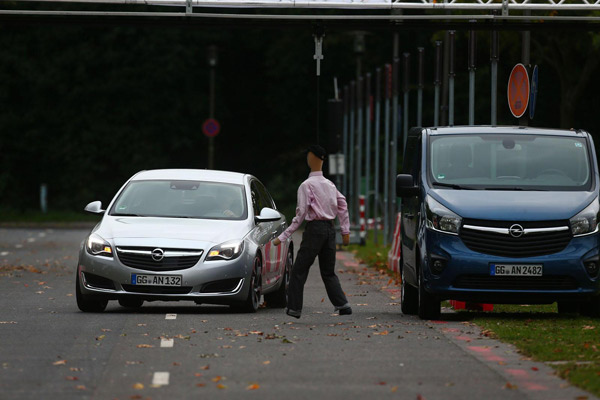 Opel demonstrira tehnologiju za bezbedniju urbanu vožnju