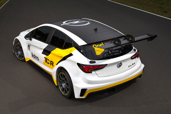 Opel Astra TCR: Predstavljen novi model za trke privatnih timova