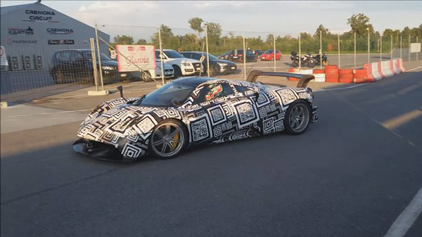 Extremni Pagani Huayra snimljen tokom testiranja (video)