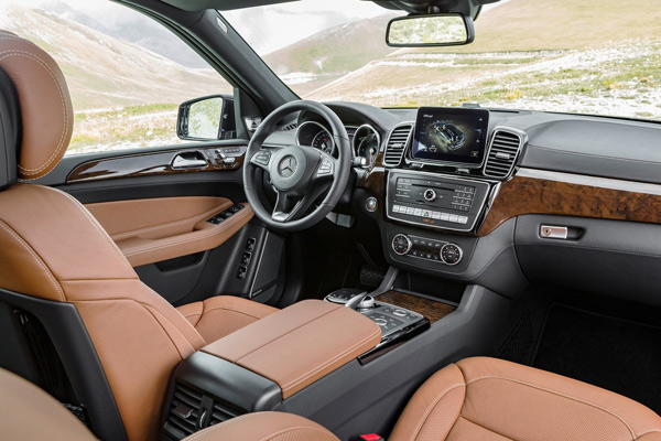 Mercedes-Benz GL prošao facelift - sada se zove GLS