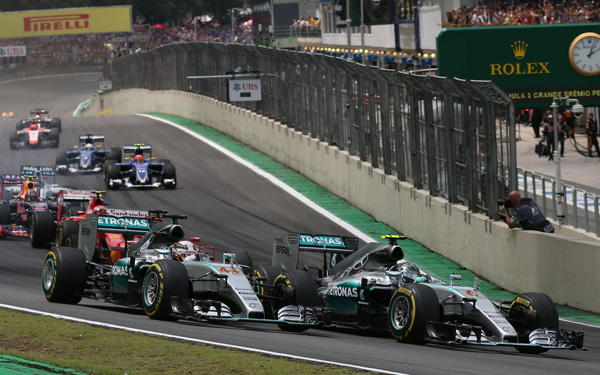 Formula VN Brazila - Rosberg pobednik, Massa diskvalifikovan zbog...