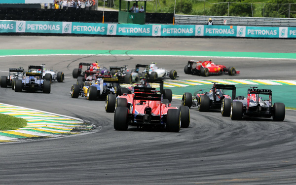 Formula VN Brazila - Rosberg pobednik, Massa diskvalifikovan zbog...