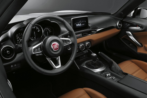 Novi Fiat 124 Spider - legenda je ponovo sa nama