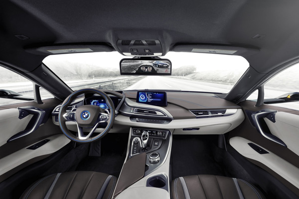 BMW će 2019. godine zameniti klasične retrovizore kamerama