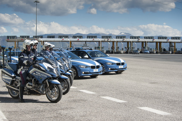 Italijanska policija kupila 278 primeraka BMW serije 3 i 240 motocikala