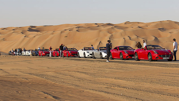 Ferrari California T Deserto Rosso - milioneri u pustinji