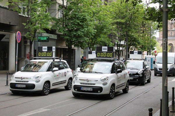 Fiat 500L uvek ispred svih - 500L meri vreme na predstojećem maratonu