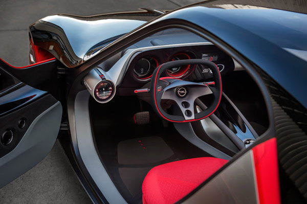 Opel GT Concept: Ovako će sportski automobili izgledati u budućnosti 
