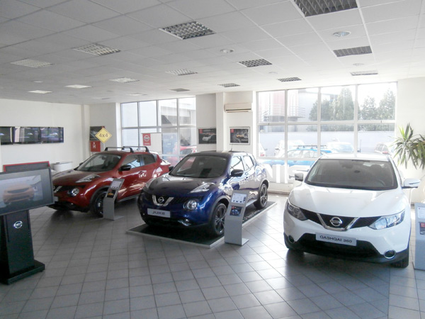 Nissan-LF Auto centar - U petak, 13. maja Nissan po specijalnim cenama