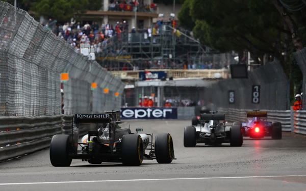 F1 Monte Carlo 2016 - Red Bull greškom poklonio pobedu Hamiltonu