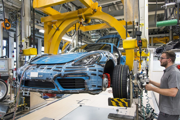 Porsche pokrenuo proizvodnju modela 718 Cayman