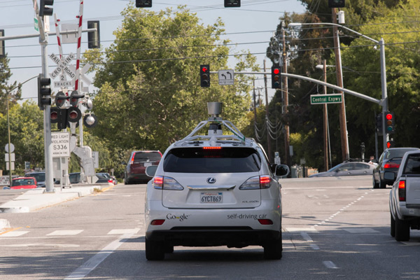 Google je naučio svoje automobile da trube - šta je sledeće?
