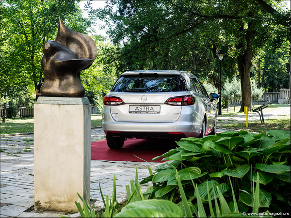 Nova Opel Astra Sports Tourer stigla u Srbiju (FOTO)