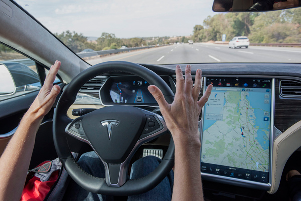 2035. godine prodavaće se preko 20 miliona auta sa autopilotom