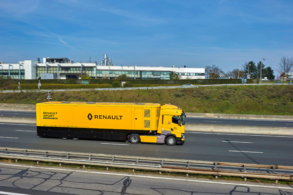Vozila Renault Trucks T za tim Renault sport Formula 1