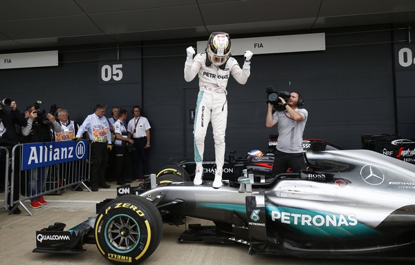 F1 Velika Britanija 2016 - Domaćin Hamilton startuje sa prve pozicije 